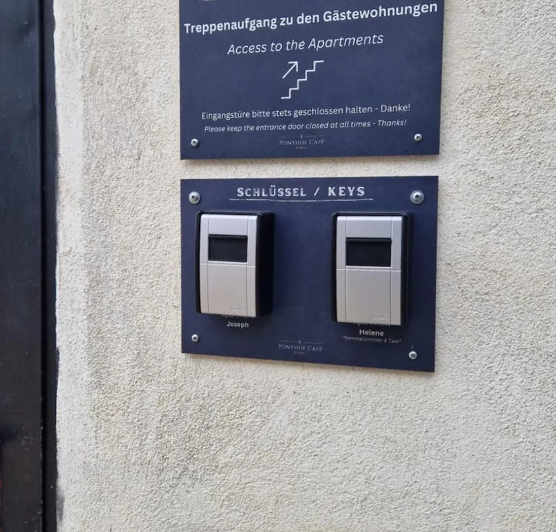 Gaestezimmer Mit Himmel-Blick 4 Two Nuremberg Apartment